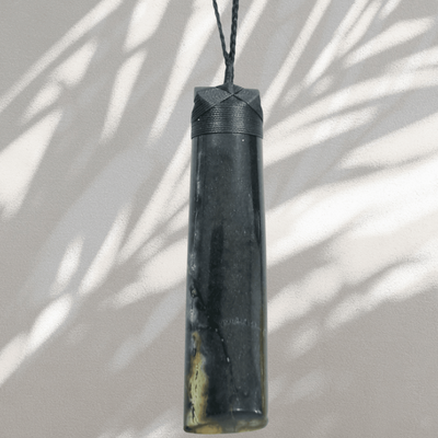 New Zealand Greenstone Pounamu Hei Toki Necklace RAU105