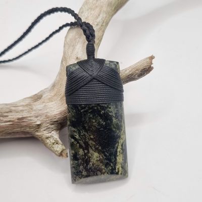 New Zealand Greenstone Tangiwai Flower Pounamu Toki Pendant  TF 80