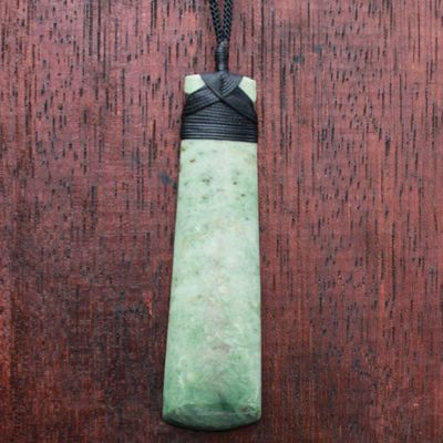 NZ Greenstone Kokopu Pounamu Toki Necklace    Koko 003