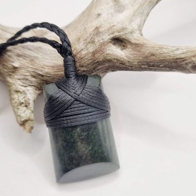 New Zealand Greenstone  Pounamu Toki Pendant  TS224