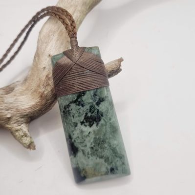 New Zealand Greenstone Pounamu Toki Pendant  TRRM001