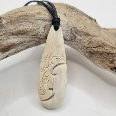 NZ Whale Bone Roimata Tear Drop Pendant