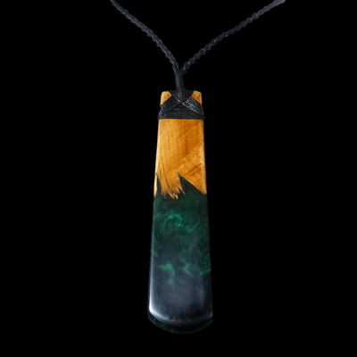 Matai Pendant