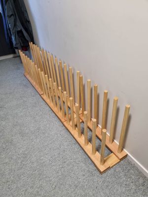 Floor standing gumboot rack