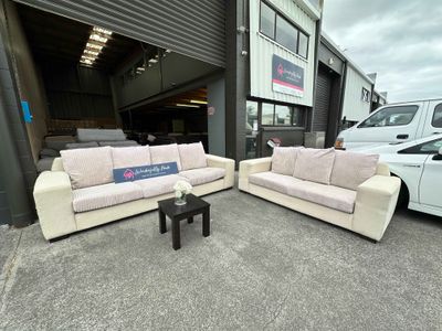 Cream Large 3+2 Sofas