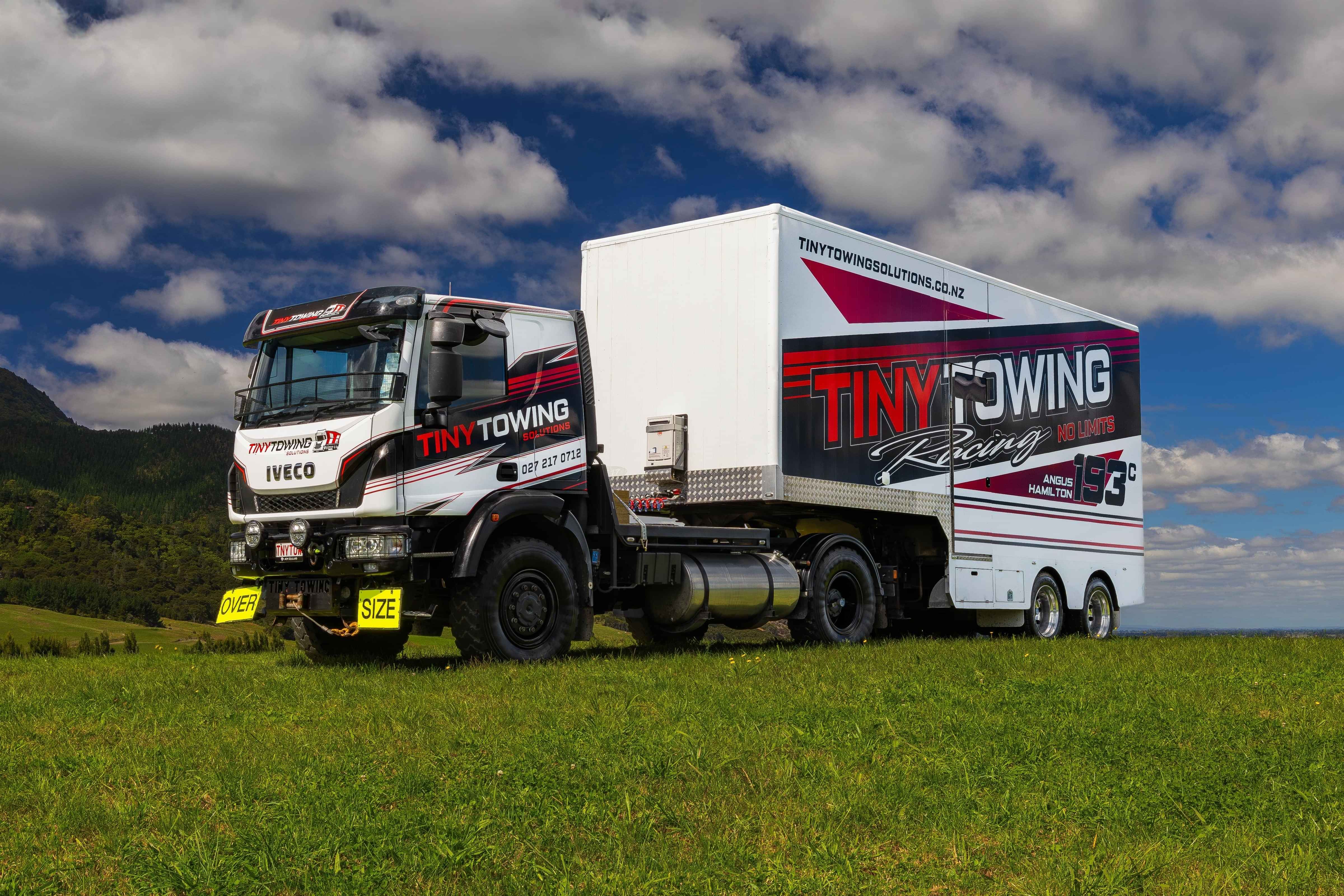 2023 Sino 6 Wheeler and 2023 SEC Built Triple Axle Grunt Trailer
