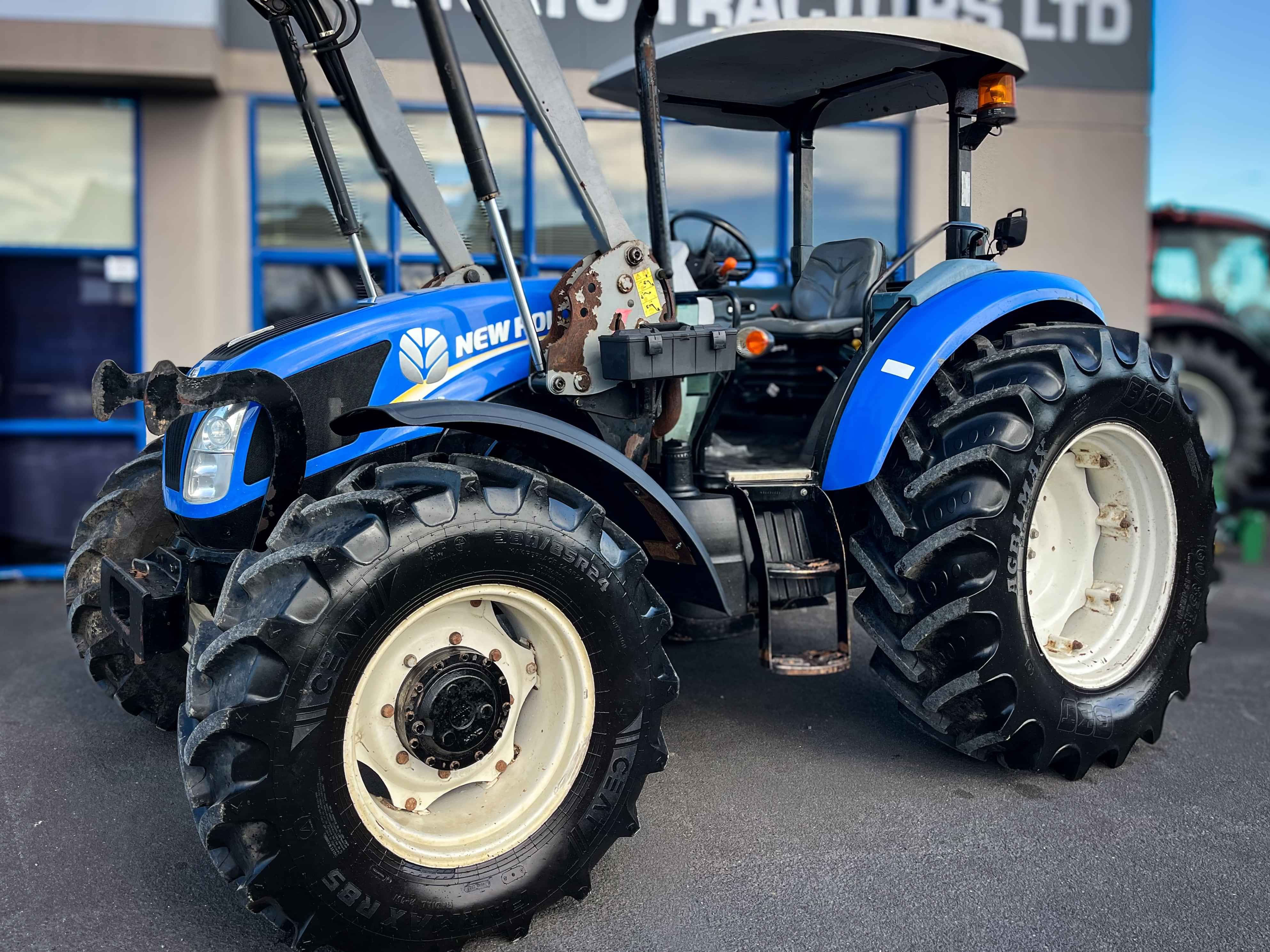 New Holland TD5.90