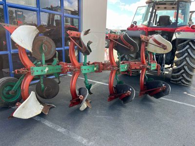 Kverneland EG85 Plough