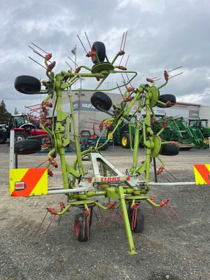 Claas Volto 800 Tedder