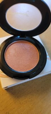 Blusher Fuzzy Peach Doll Face