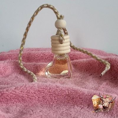 Heart Car Diffuser - With fragrance oil