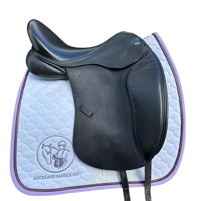 Adam Ellis Signature Dressage 18&rdquo; W