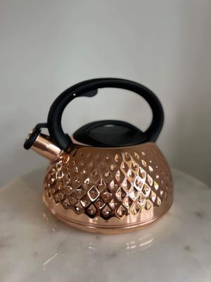 kettle - brass