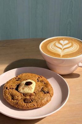 Box of 4 cookies - Lang's Little Bakery's tiramisu cookies