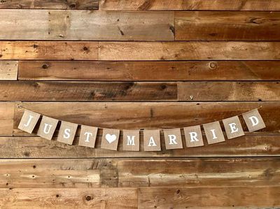 &#039;Just Married&#039; Burlap Bunting