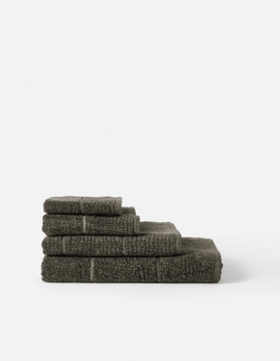 PIA BATH TOWELS