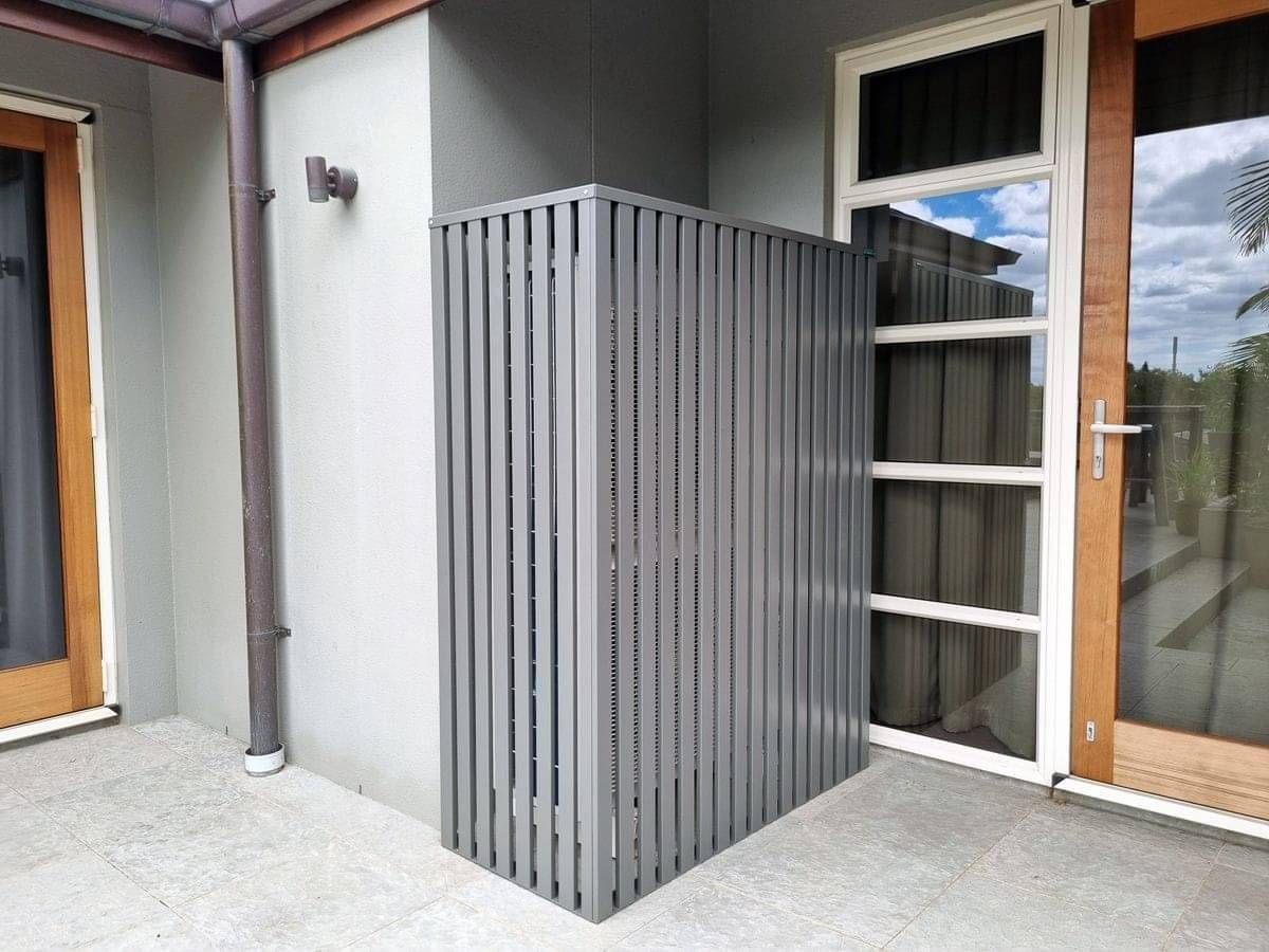 ScreeenPro Futuna Custom Heat Pump Cover