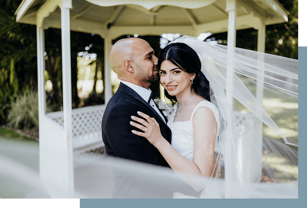 Markovina Vineyard Estate Happy couple posing for photo