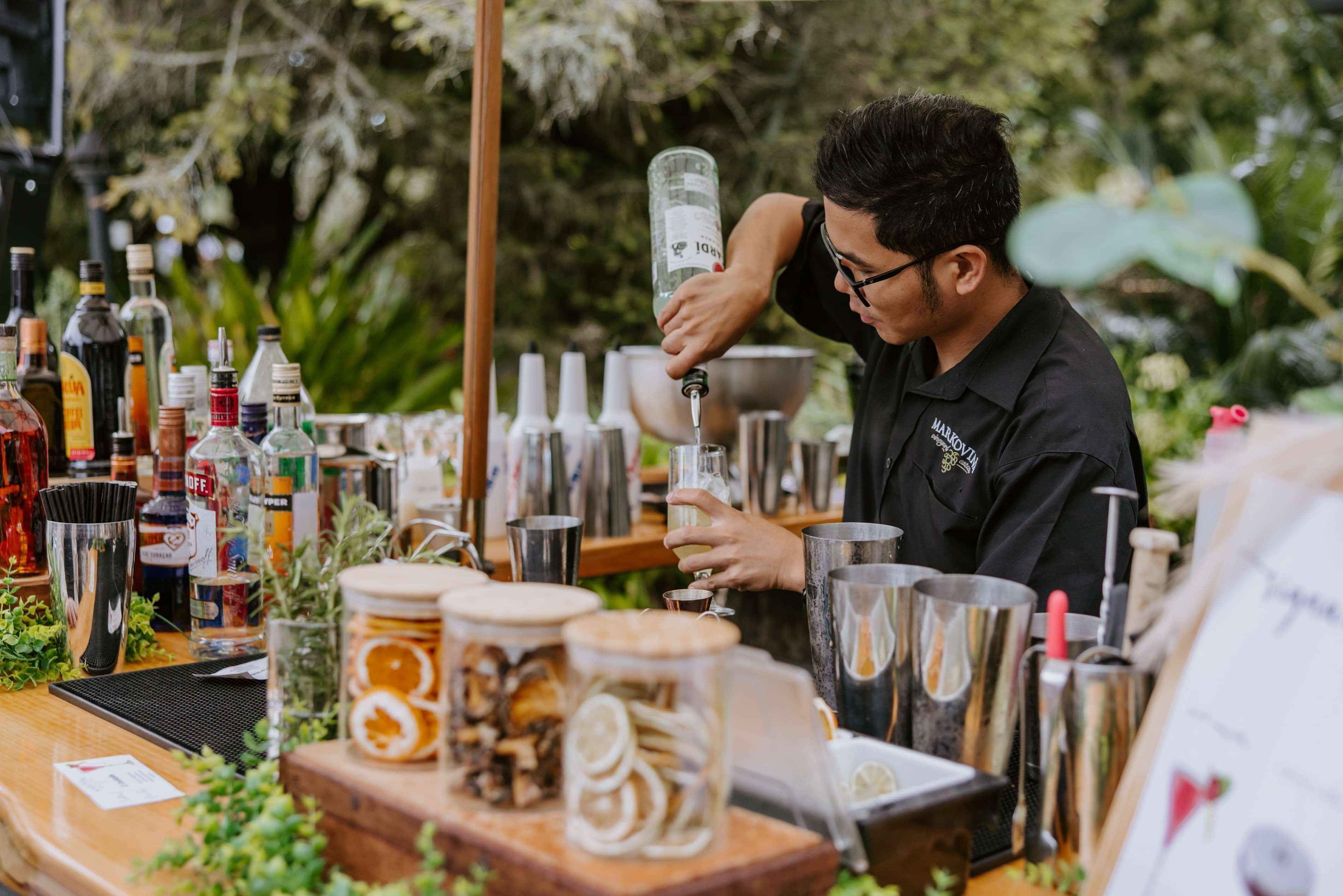 Markovina bartender preparing drinks