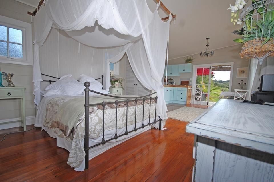 Fresh Water Farms Accommodation nearby Markovina Estate
