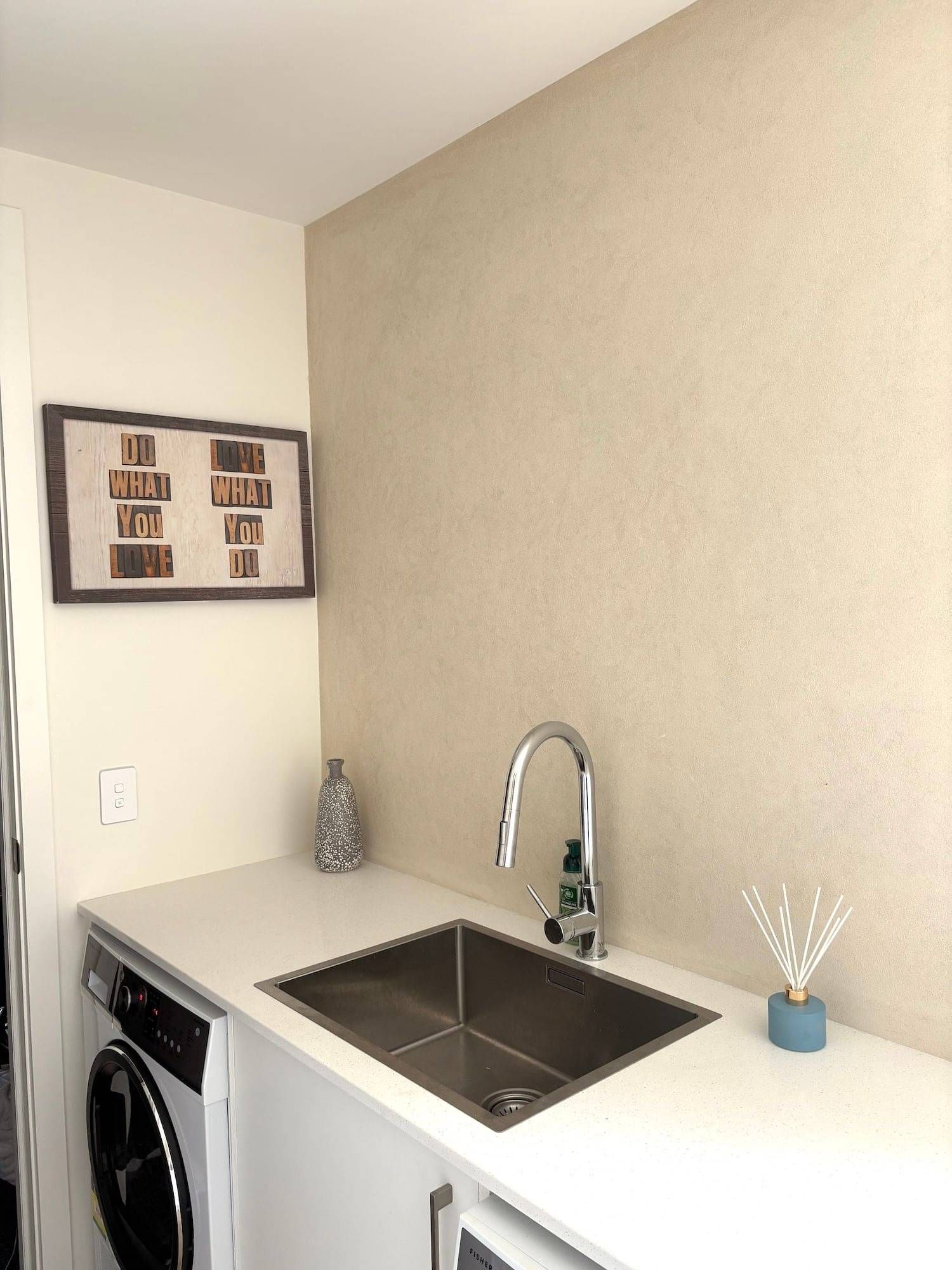 Clever negative ceiling detail gib-stopping by Pro Stop Interiors.