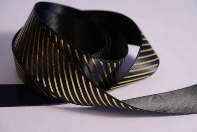 Foil Satin Pin stripe Black/Gold 25mm X 25M