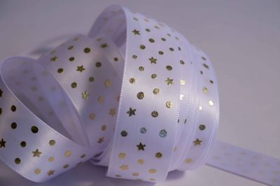 Foil Satin Starry Night White/Gold 25mm X 25M