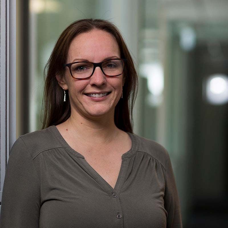 Headshot of baldry + sanford chartered accountant, Kate at office in Auckland