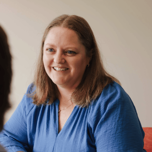 Headshot of baldry + sanford accountant, Denise at office in Auckland