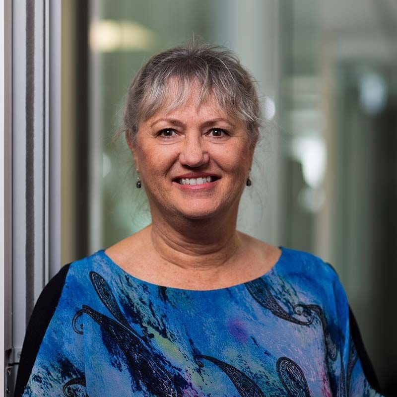 Headshot of baldry + sanford accountant, Sharon at office in Auckland