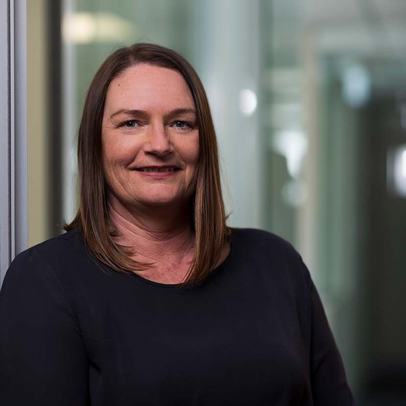 Headshot of baldry + sanford receptionist, Lisa at office in Auckland