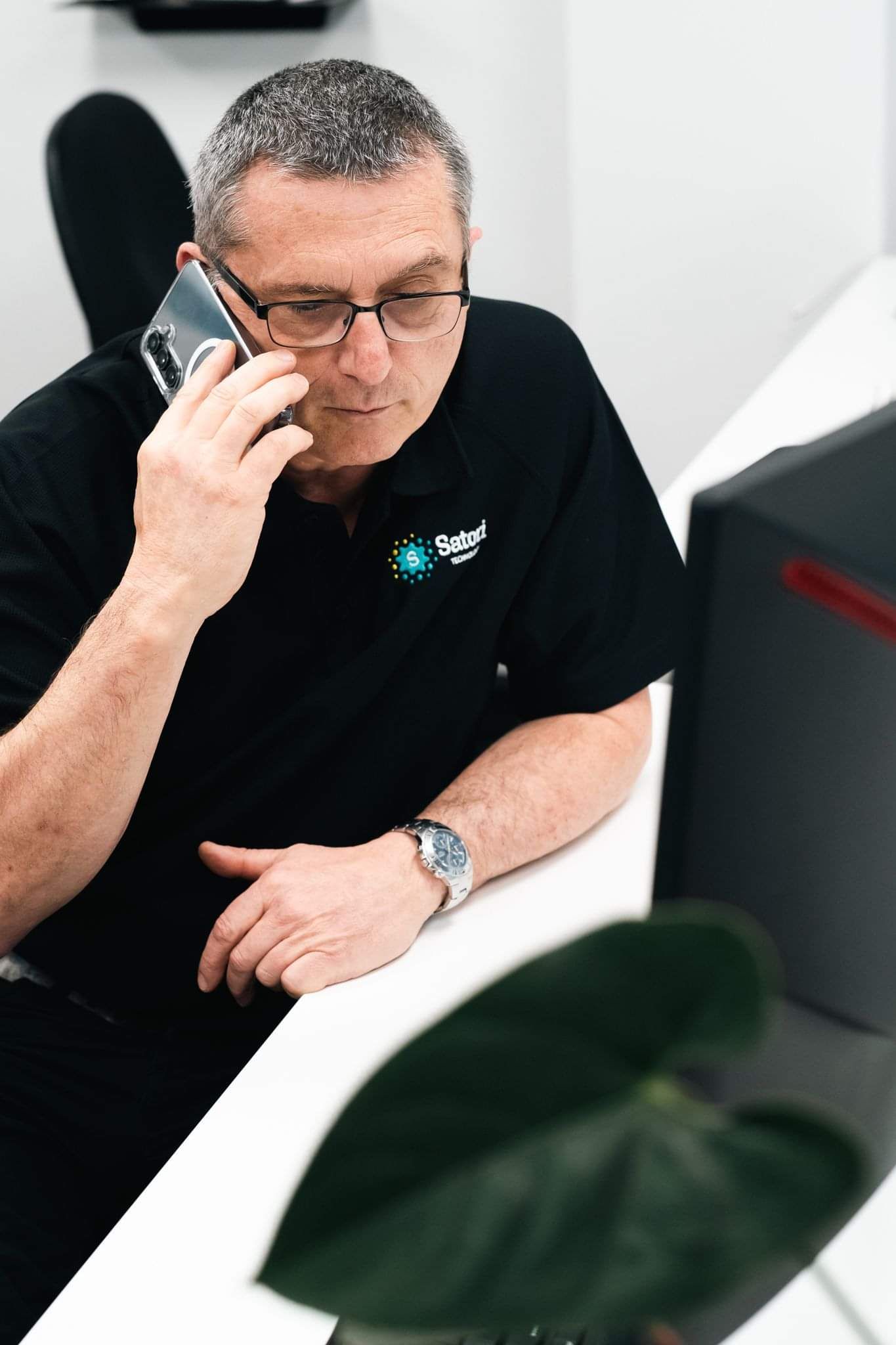 IT specialist providing outsourced IT support to a business client