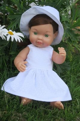 Doll dress and hat, white, fits 30cm dolls