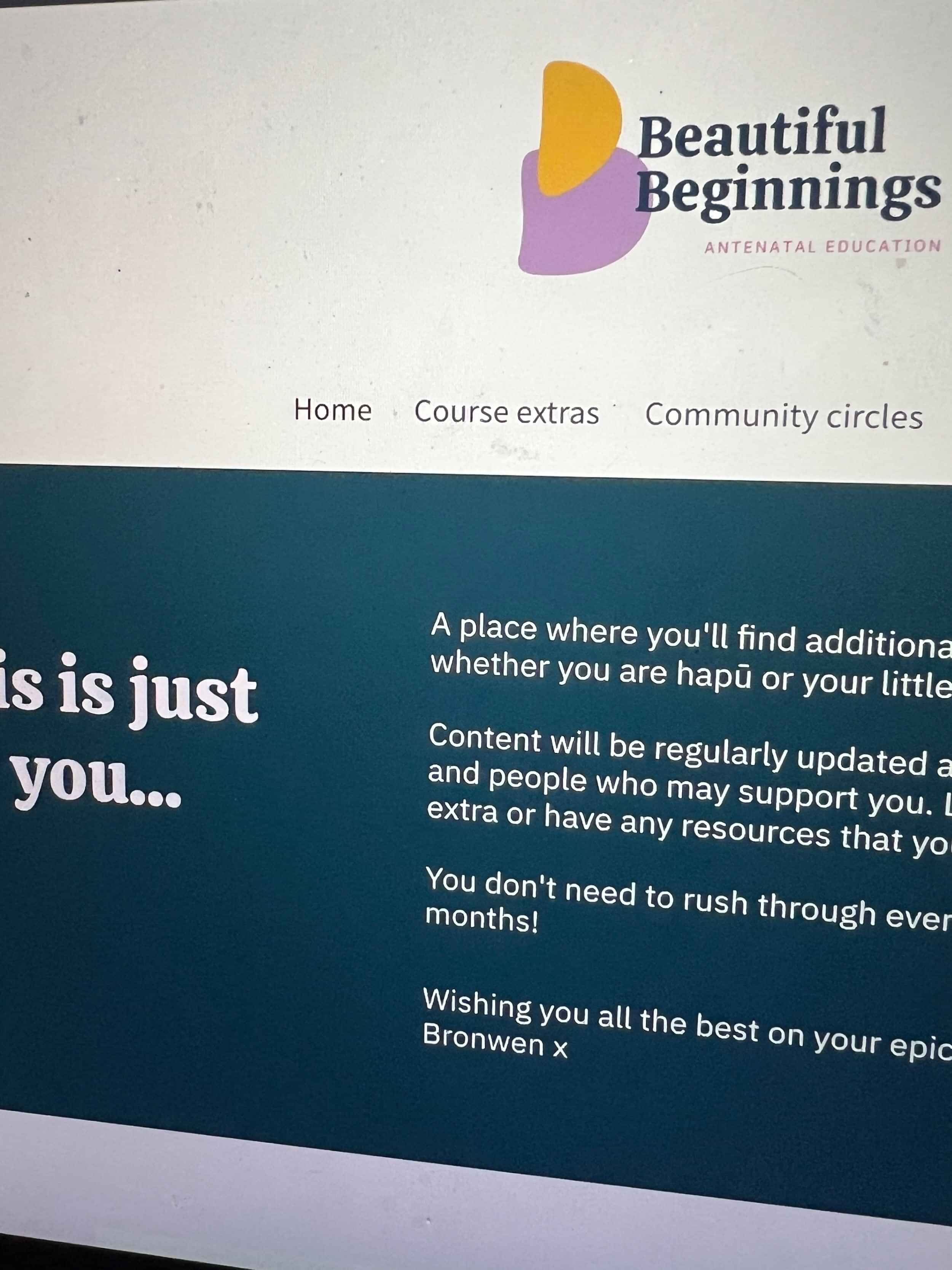 Image of a sign that says 'Become a member' with an arrow pointing to the right.