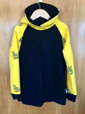 Raglan hoody