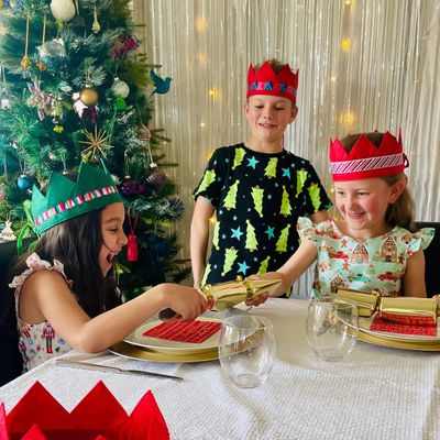 Christmas cracker crowns - with band