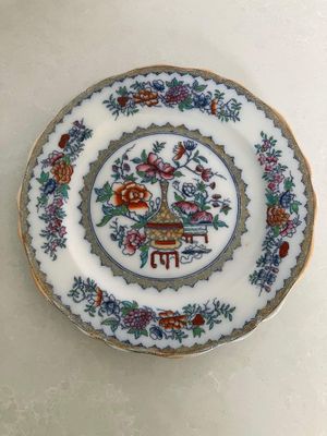 Royal Doulton Bottle Japan Plate