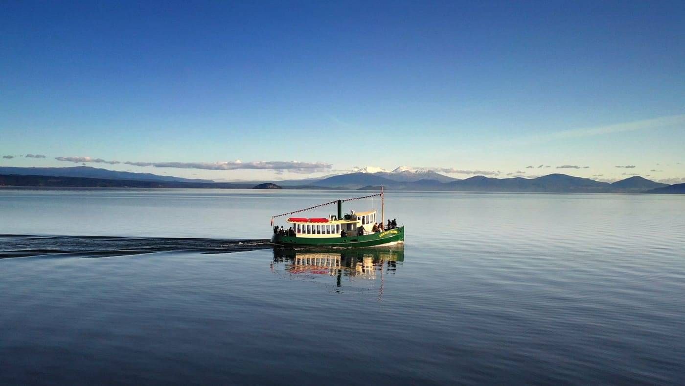 Turangi BnB near Lake Taupo Cruises