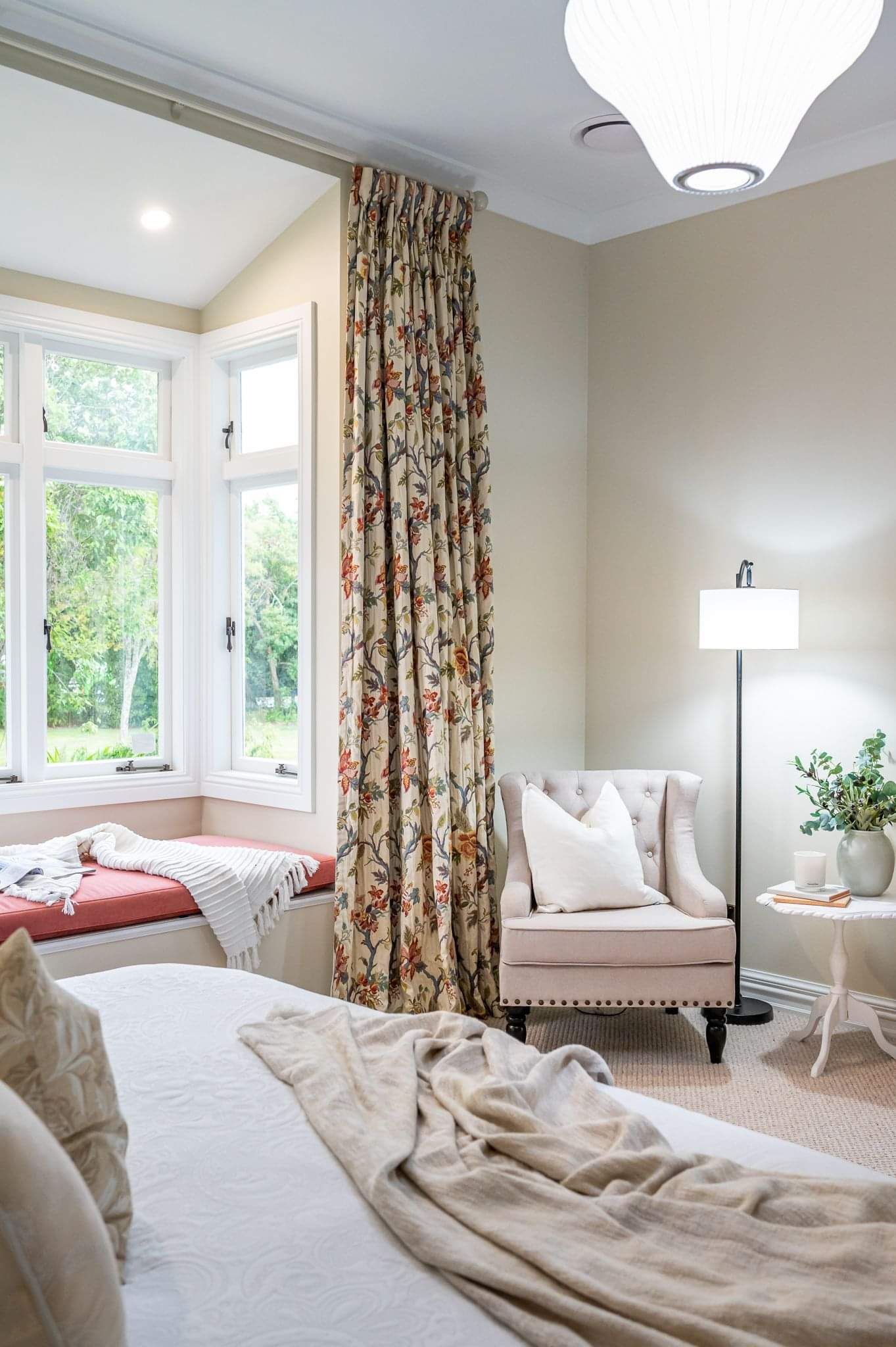 Image of heritage master bedroom with window seat. Heritage home renovated & restored by Whitechurch Construction, Waikato residential builders.