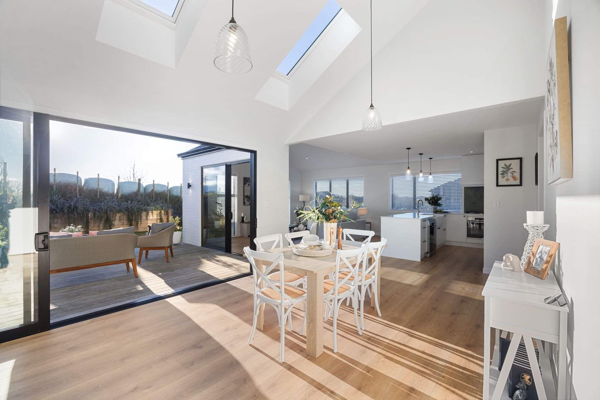Image of marble tiled bathroom in new build by Whitechurch Construction, Waikato residential builders.