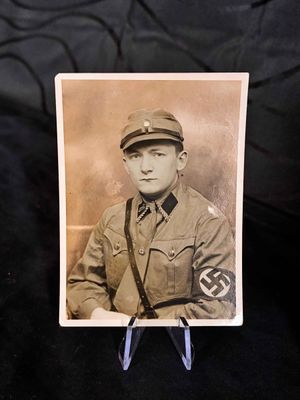 10X7Cm SA portrait photograph