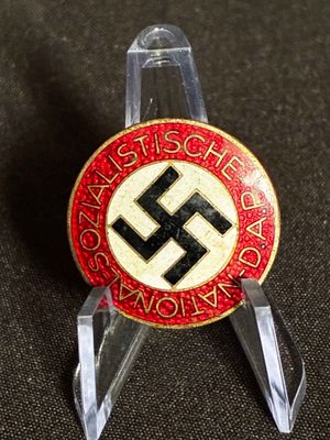 NSDAP membership badge M1/130.Very scarce maker