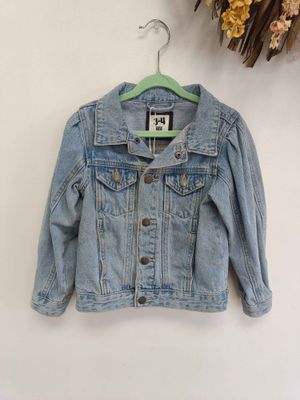 Oversized denim jacket (3-4)