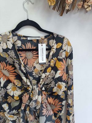 HARRIE+SAM satin floral tie blouse (XL)