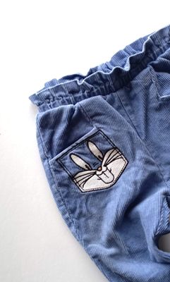 Bugs bunny cord pants (3-6m)