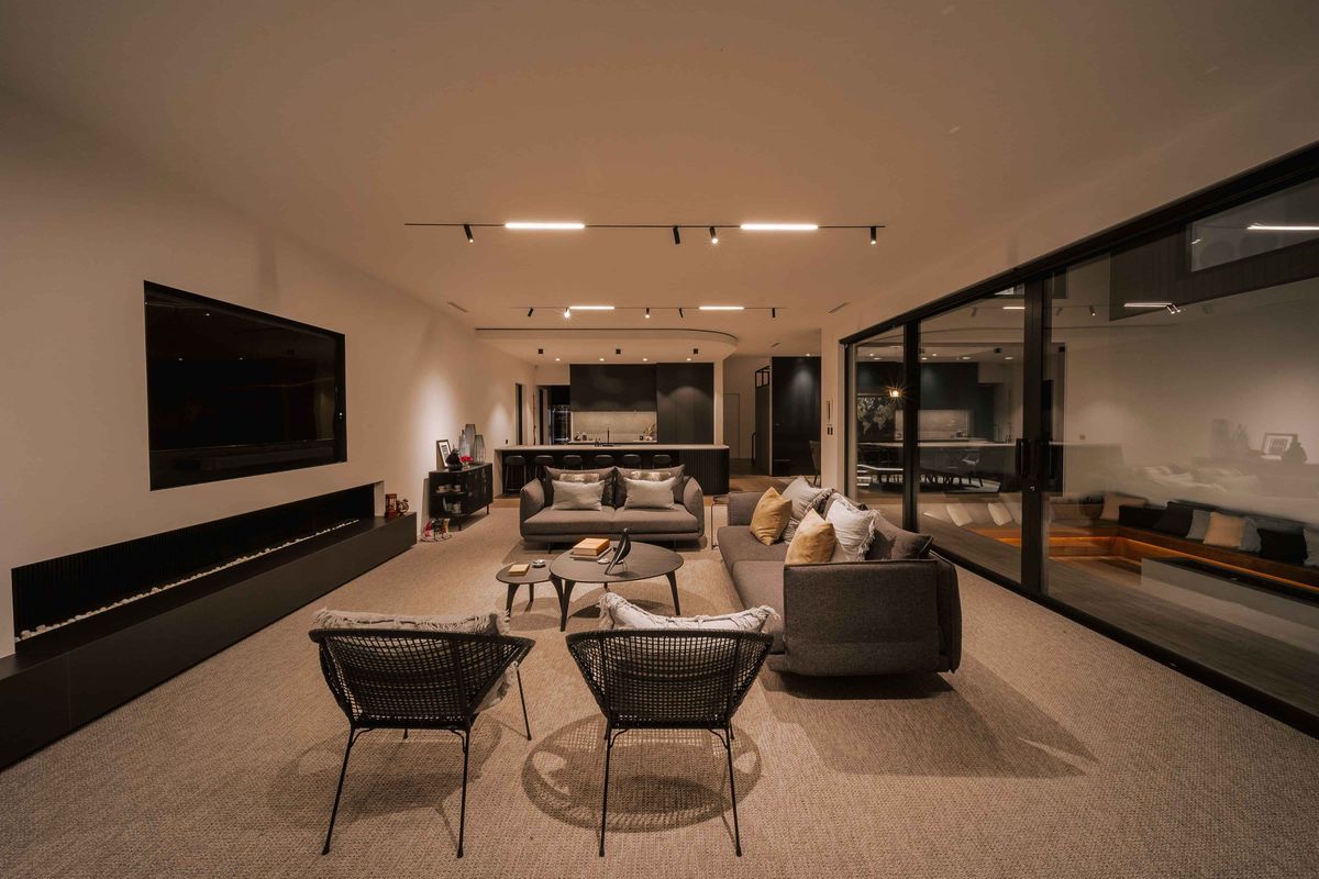 Architectural Builds | Inhouse Construction