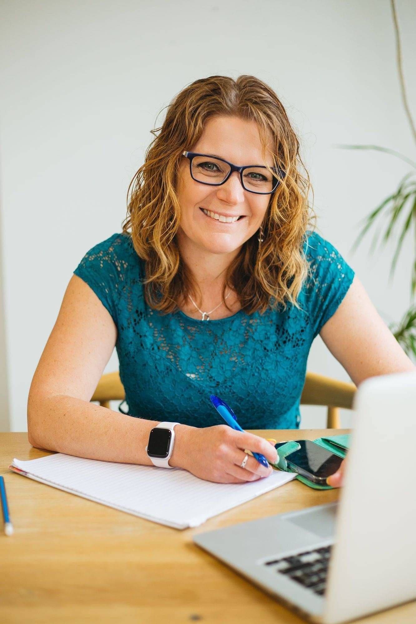 editorial style image of Amy Brailey, brand designer for wedding professionals, Poppyseed Design