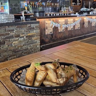 Salt &amp; Vinegar Crispy Chicken Wings x4