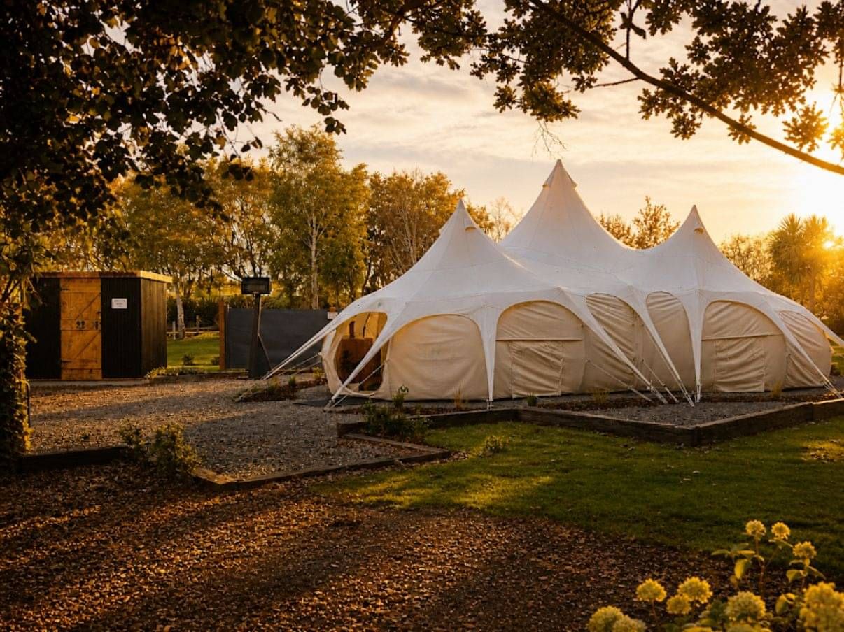Luxury Glamping retreat with Lotus Belle Tnts and exclusive use accommodation in Southland New Zealand