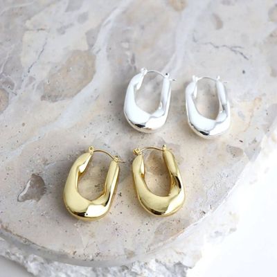 Luster&amp;Sage Lea Wavy Earrings - Silver